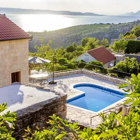 Ursula * Podgora (Split-Dalmatia)