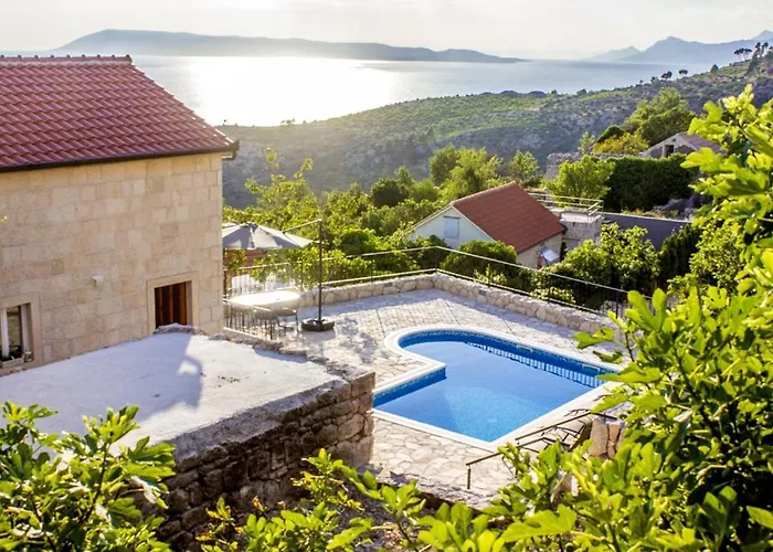 Ursula * Podgora (Split-Dalmatia)